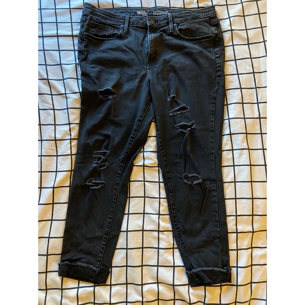 High rise distressed skinny jeans